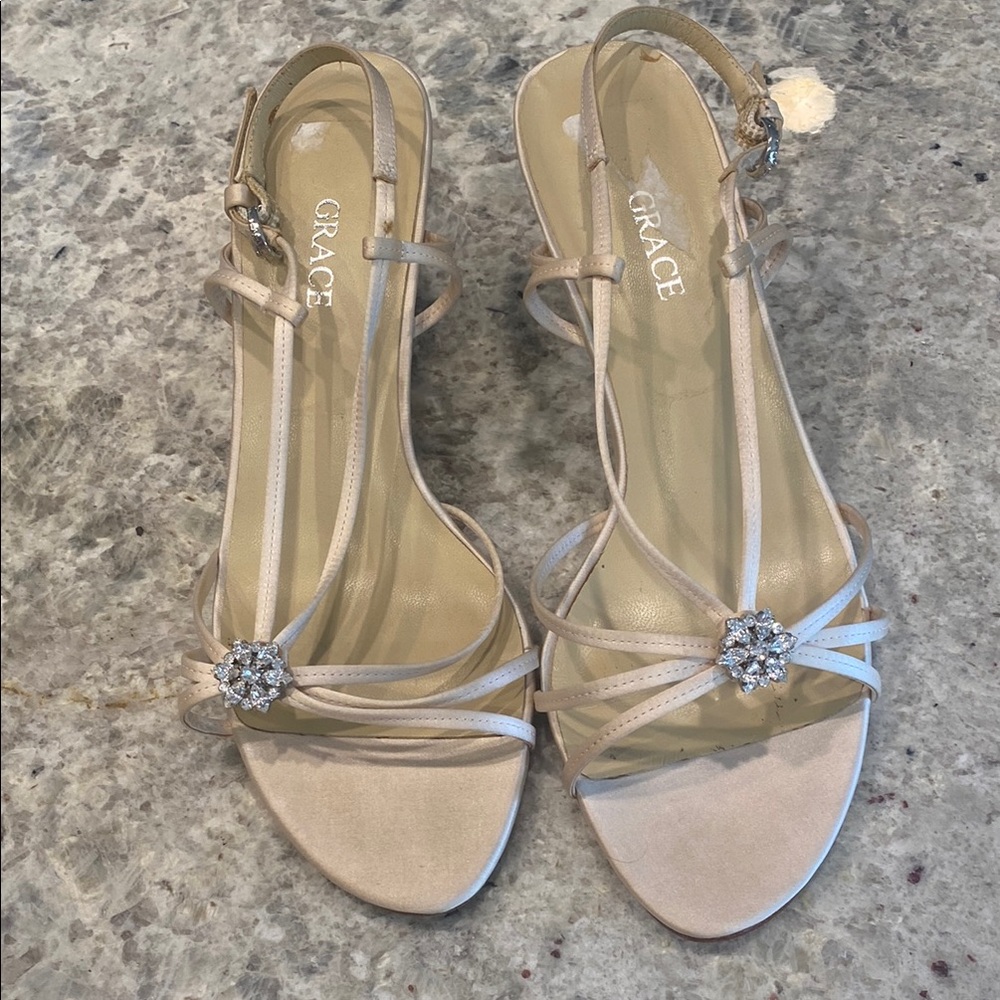 Grace Women's Cream Strappy Sandals